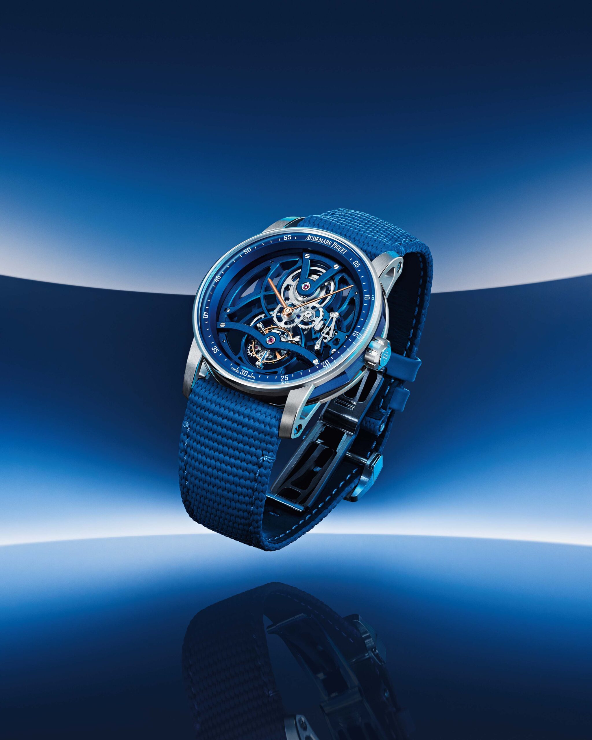 Audemars Piguet Tourbillon Esqueleto: Cerámica en azul eléctrico