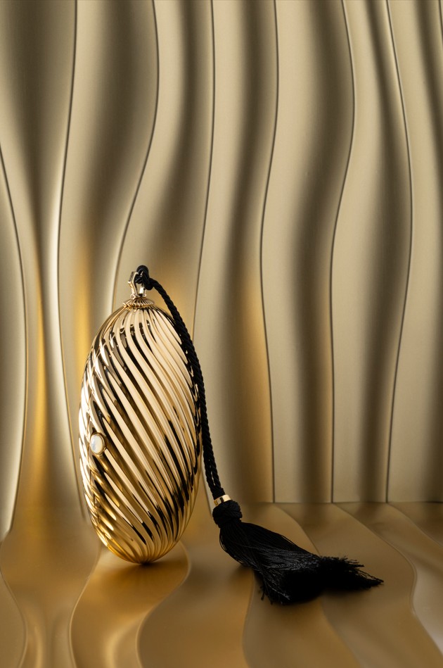 Bvlgari Melone Clutch: Inspiración joyera para la abundancia, la prosperidad y la vitalidad