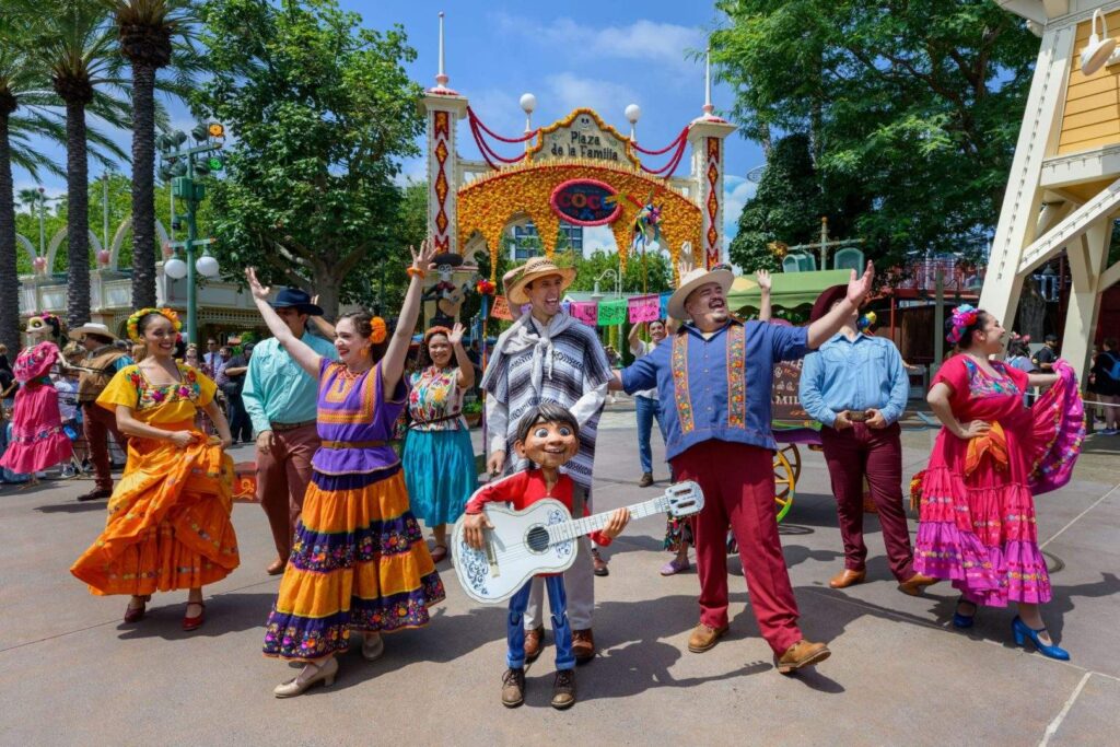 Disneyland Resort da la bienvenida al Halloween Time