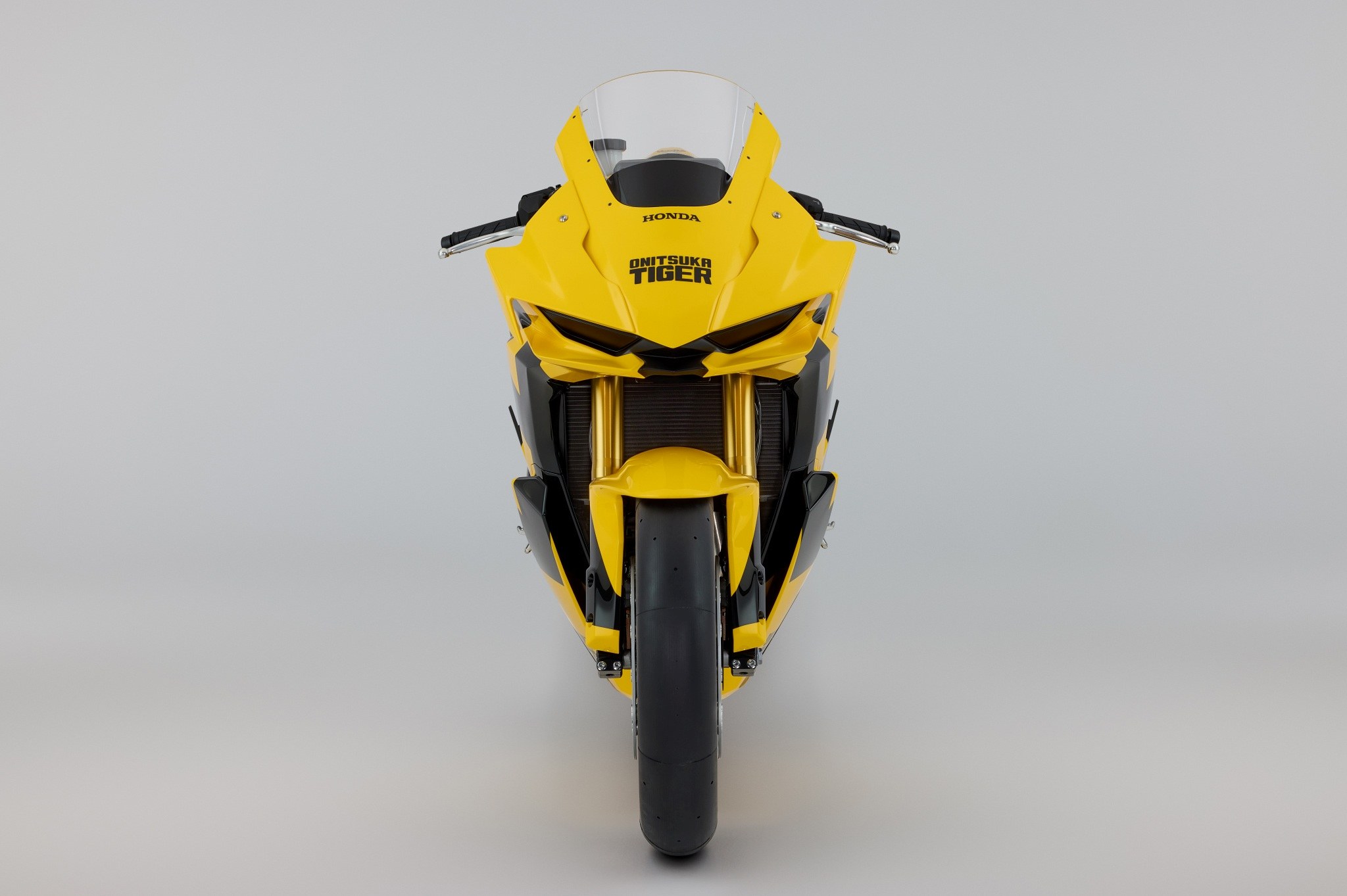 Honda y Onitsuka Tiger presentan el “Onitsuka Tiger Honda Mid Sports Concept”