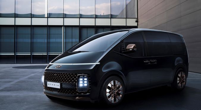 Hyundai Motor revela detalles de STARIA