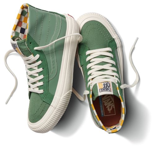 Karina Rozunko hace equipo con Vans para domar la ola perfecta
