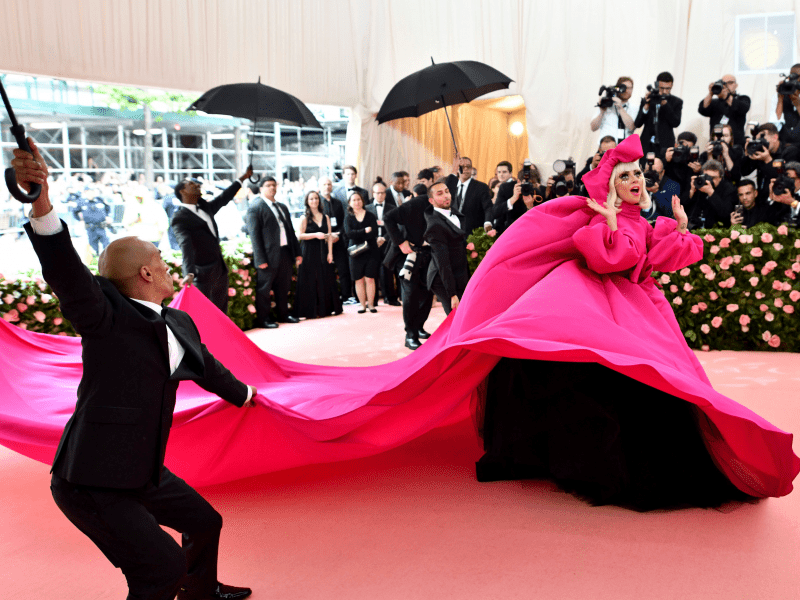 Lady Gaga llena de glamour la gala Met 2019