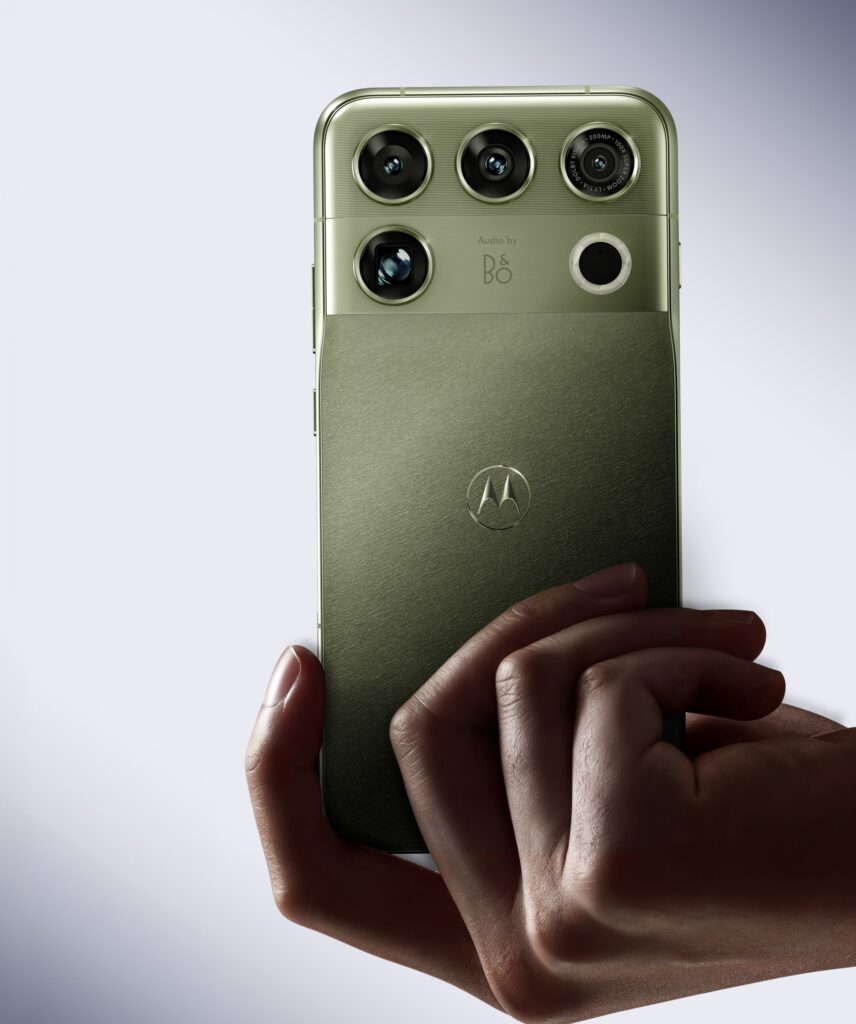 motorola signature 27 Un primer vistazo al smartphone más avanzado de la compañía 4