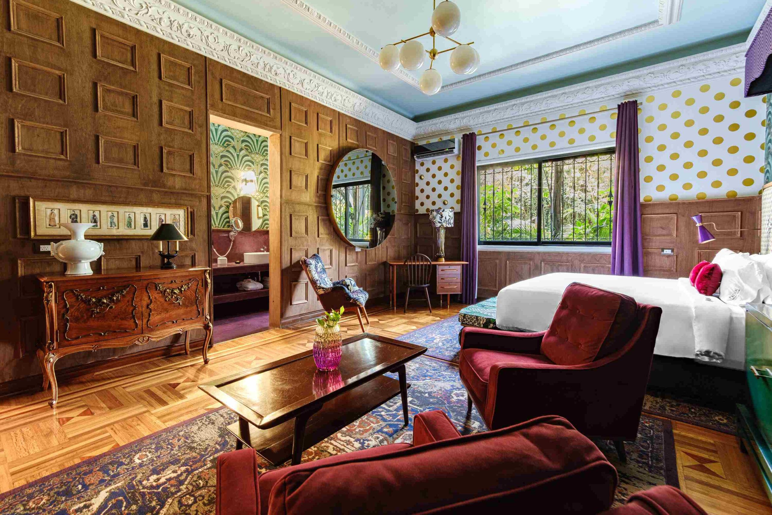 Pug Seal: Tres hoteles, tres llaves Michelin