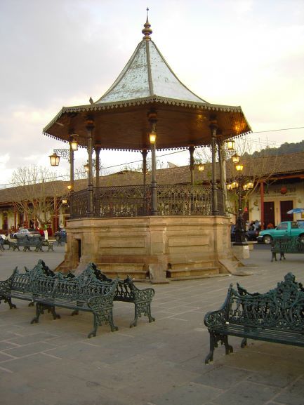Santa Clara del Cobre: Pueblo Mágico deslumbrante