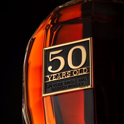 The Glenrothes subasta botella de whisky en 54,000 USD