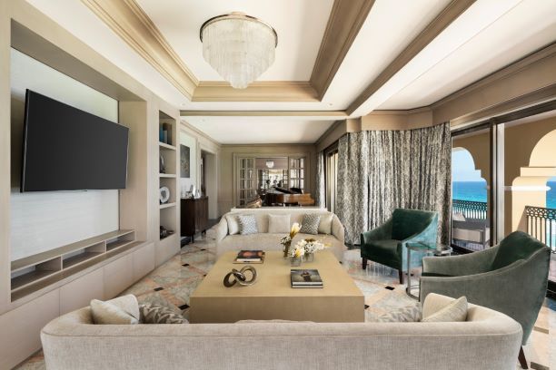The Ritz-Carlton Cancún y Tiffany & Co. celebran contigo