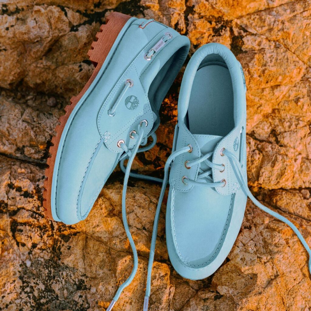 Timberland × Jacquemus: Reinterpretando un clásico en tono azul laguna