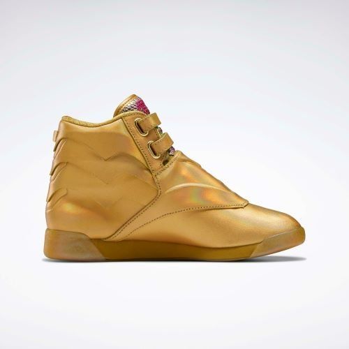 Wonder Woman inspira nueva colección de sneakers