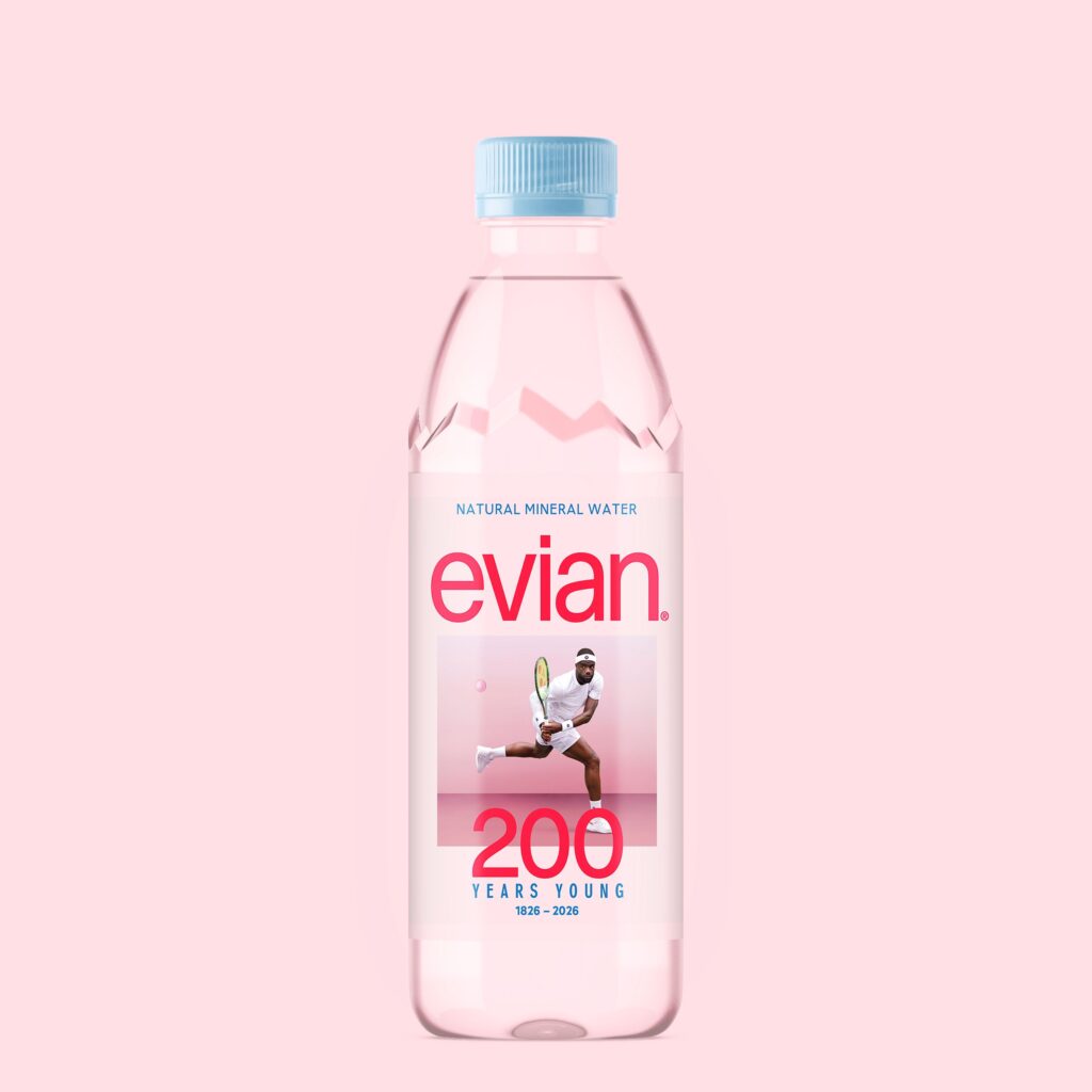 evian lanza edición limitada con Carlos Alcaraz y Frances Tiafoe