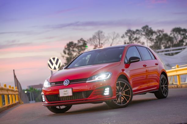 “Las golondrinas” al Golf. Volkswagen le dice ¡Hasta la Vista!